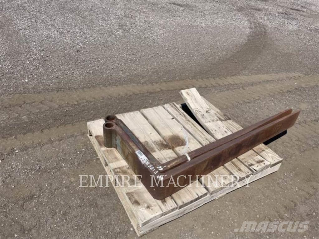 CAT TH TNS60 Pallegafler