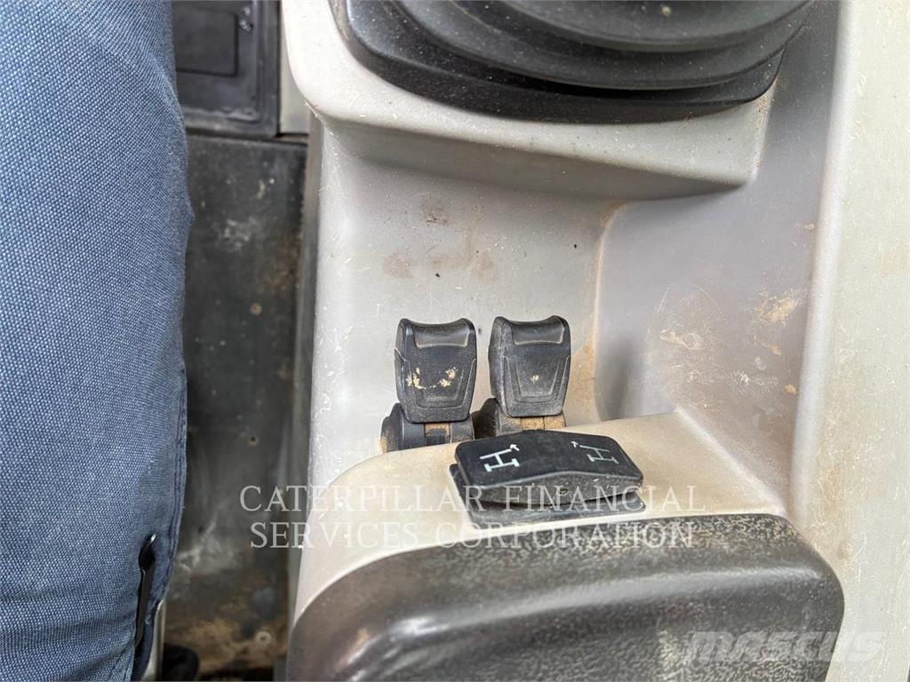 CAT TL1055D Teleskoplæssere