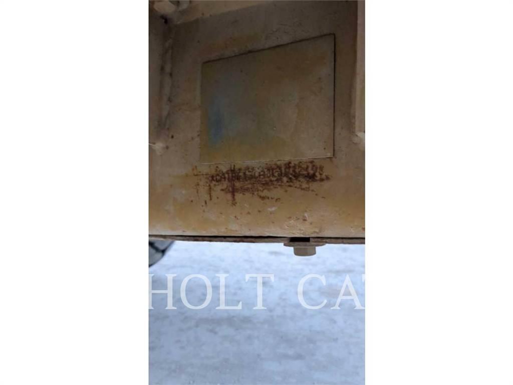 CAT W00 613C Tankbiler
