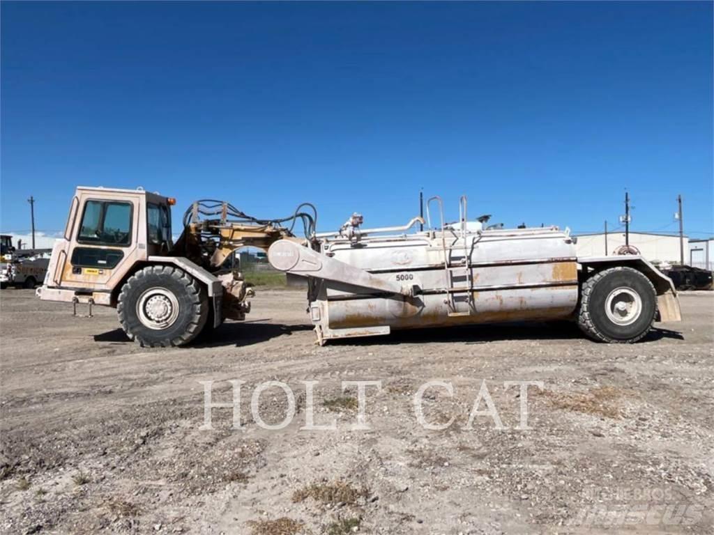 CAT W00 613CII Skrabere
