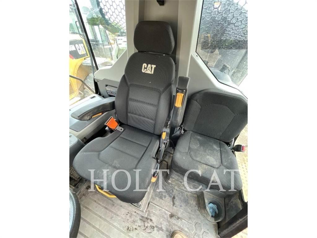 CAT W00 730 Tankbiler
