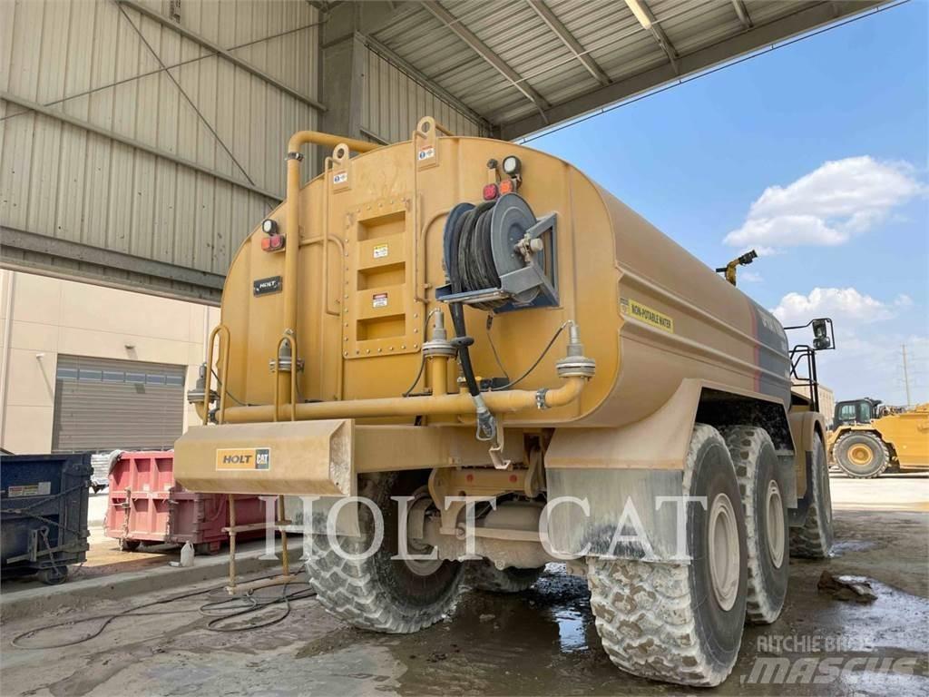 CAT W00 740 Tankbiler