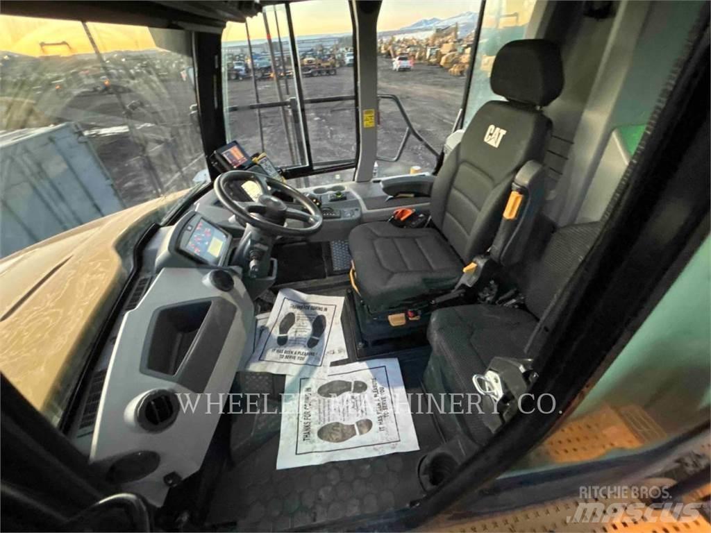 CAT WT 740 GC Tankbiler