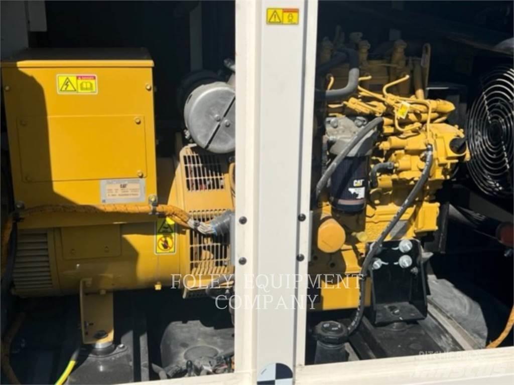 CAT XQ35KVA Andre generatorer