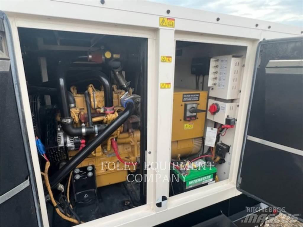 CAT XQ35KVA Andre generatorer
