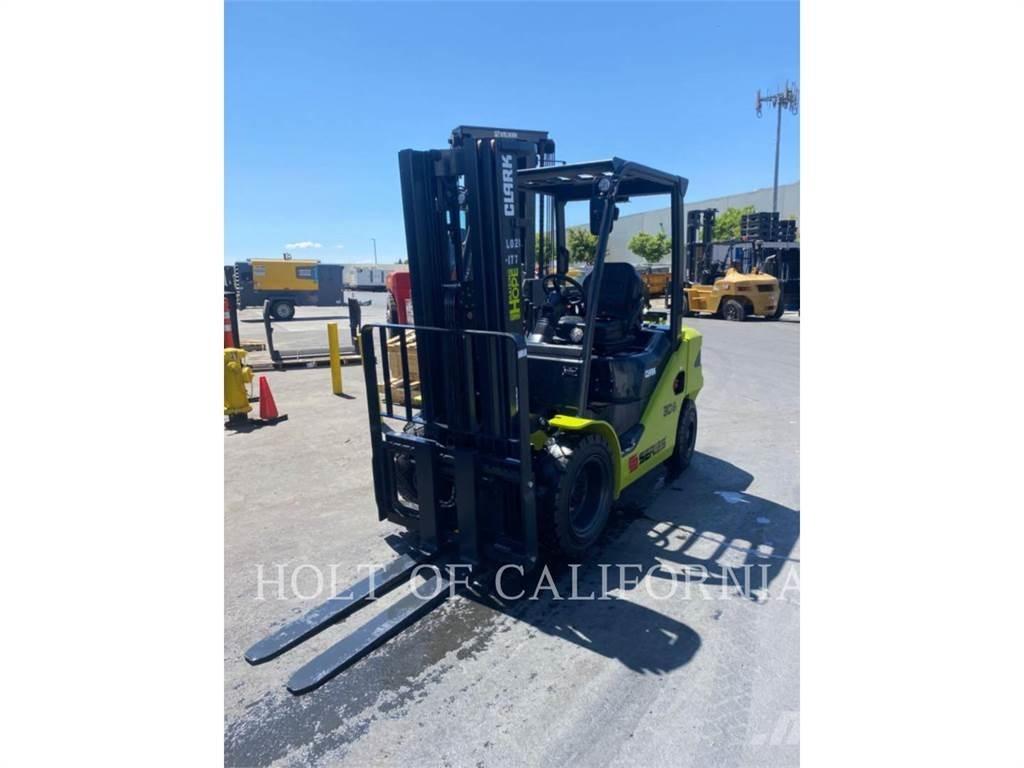 Clark S30 DUAL Gaffeltrucks - andre