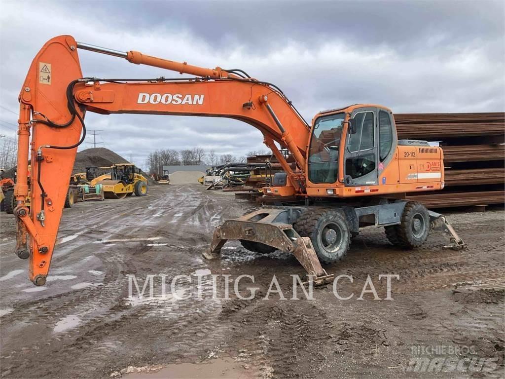 Doosan DX210W Gravemaskiner på hjul