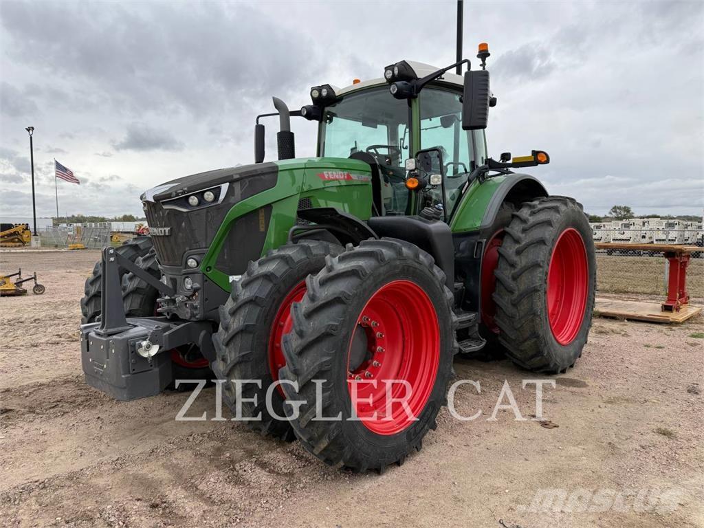 Fendt 933 VARIO Traktorer