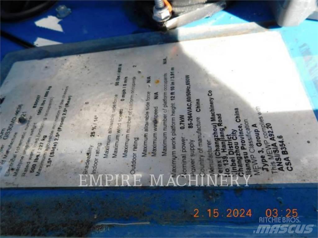 Genie GS1330 Bomlifte med knækarm
