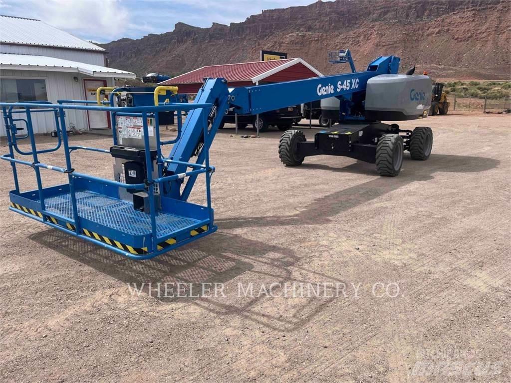 Genie S45XC Bomlifte med knækarm