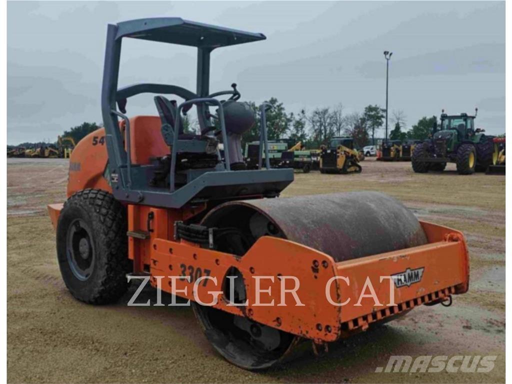 Hamm 3307SMOOTH Jordvibrationstromler