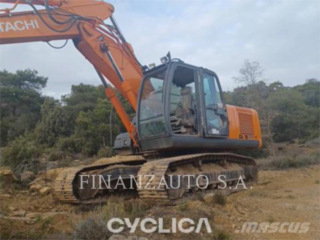 Hitachi ZX210 Gravemaskiner på larvebånd