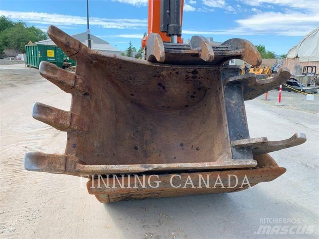Hitachi ZX350LC-6N Gravemaskiner på larvebånd