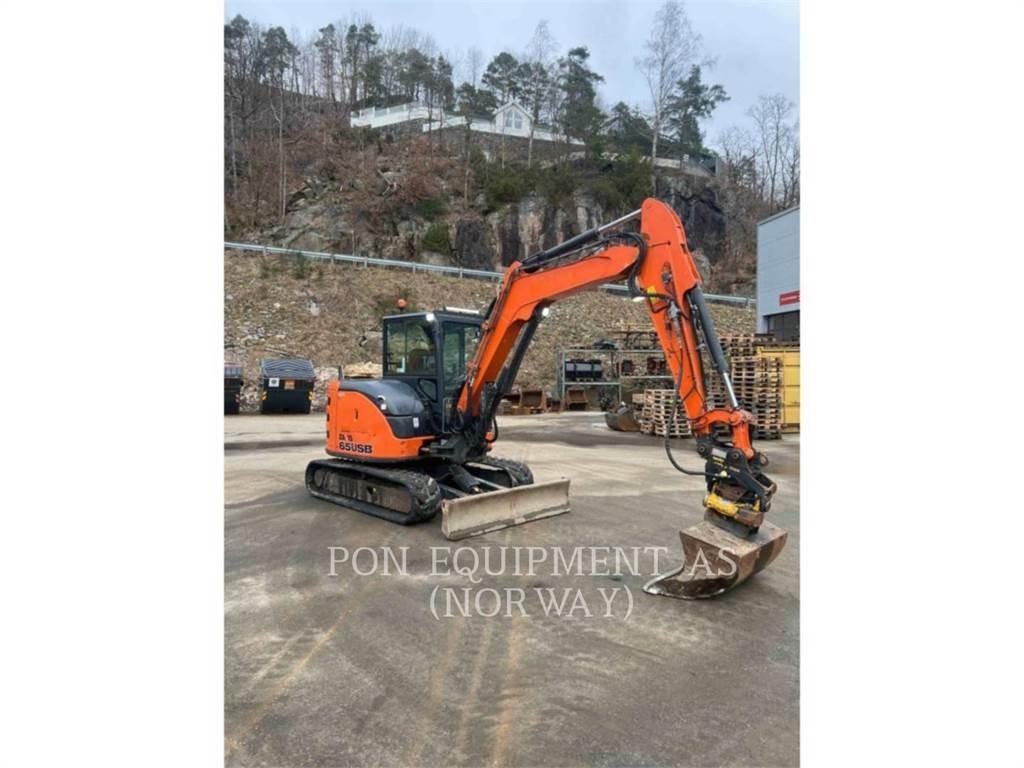 Hitachi ZX65 Gravemaskiner på larvebånd