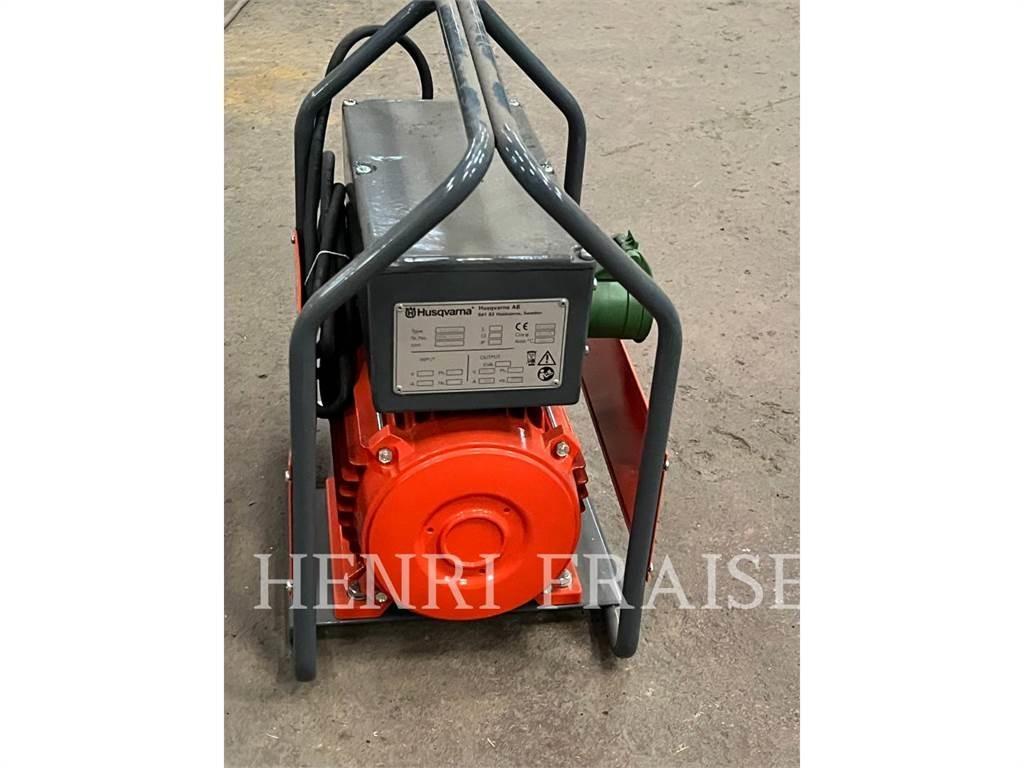Husqvarna CF11 Entreprenør - Andet