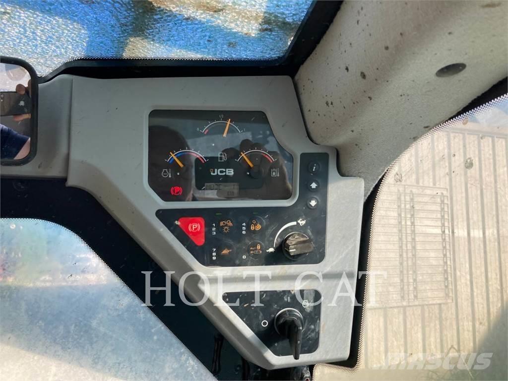 JCB 270T Larvebåndslæssere