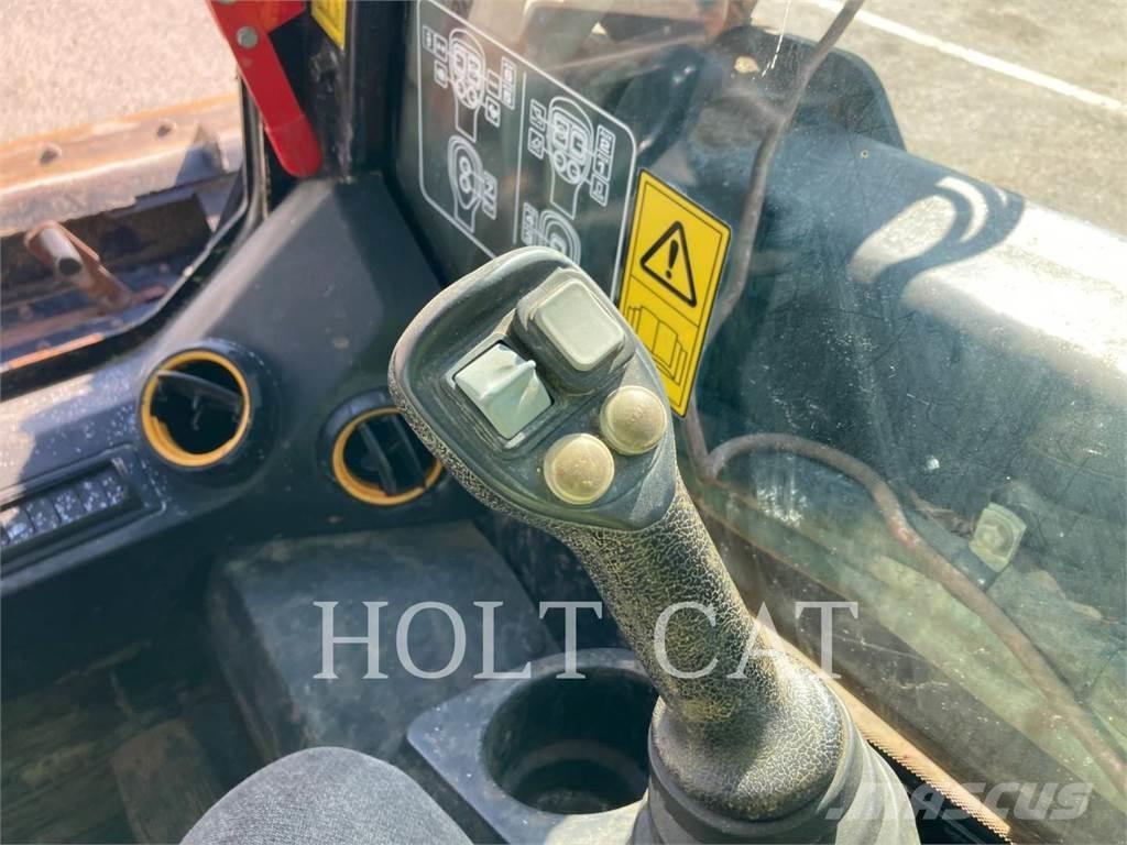 JCB 270T Larvebåndslæssere