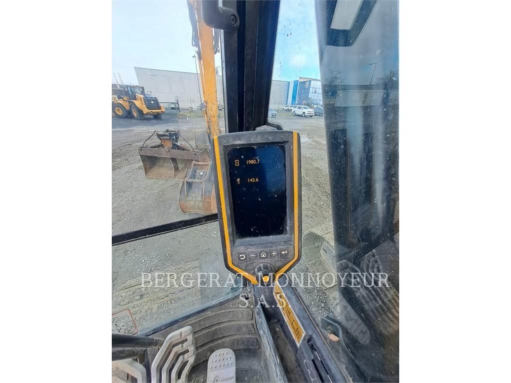 JCB JS180LC Gravemaskiner på larvebånd