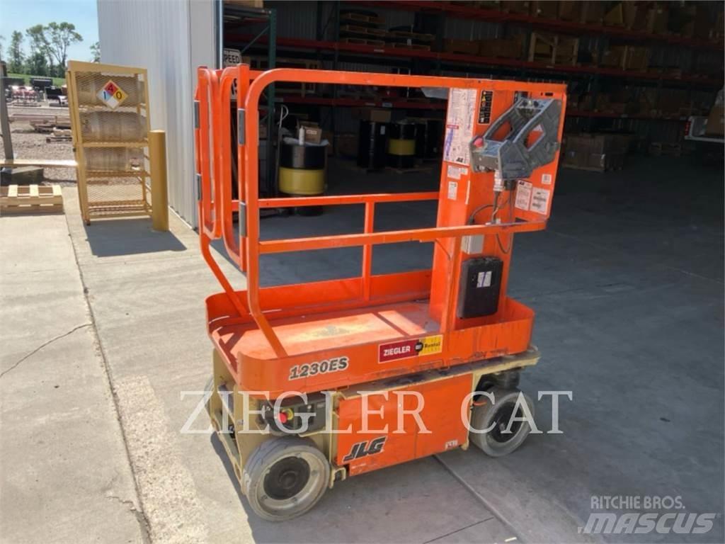 JLG 1230ES Saxlifte