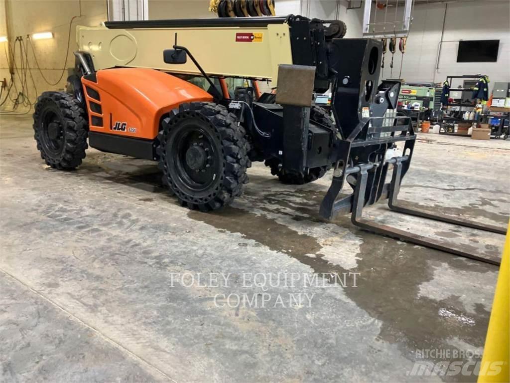 JLG 1255C Teleskoplæssere