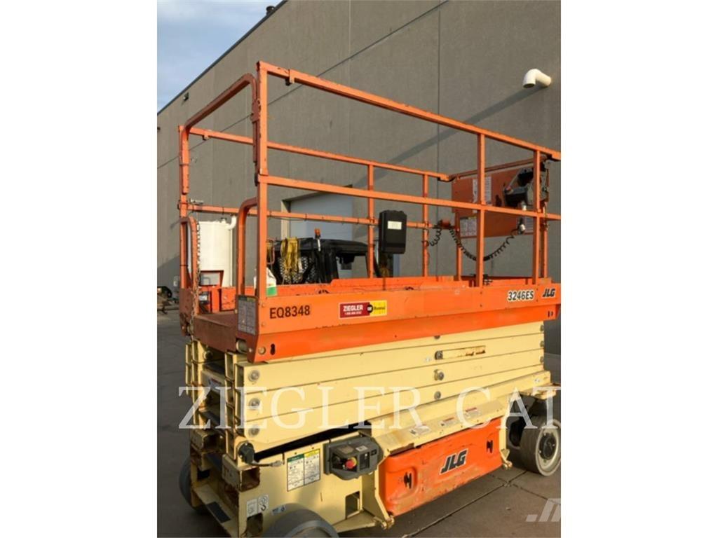 JLG 3246ES Saxlifte