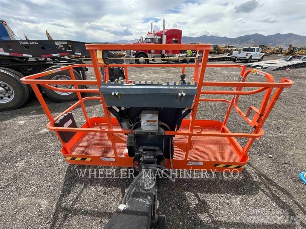 JLG 460SJ SP Bomlifte med knækarm