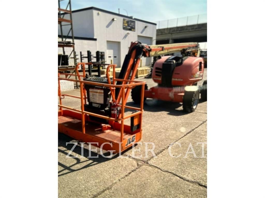 JLG 600AJ Bomlifte med knækarm
