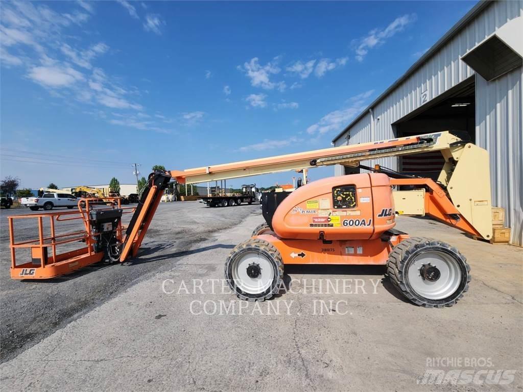 JLG 600AJ Bomlifte med knækarm