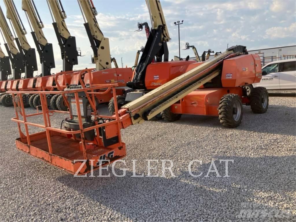 JLG 600S Bomlifte med knækarm