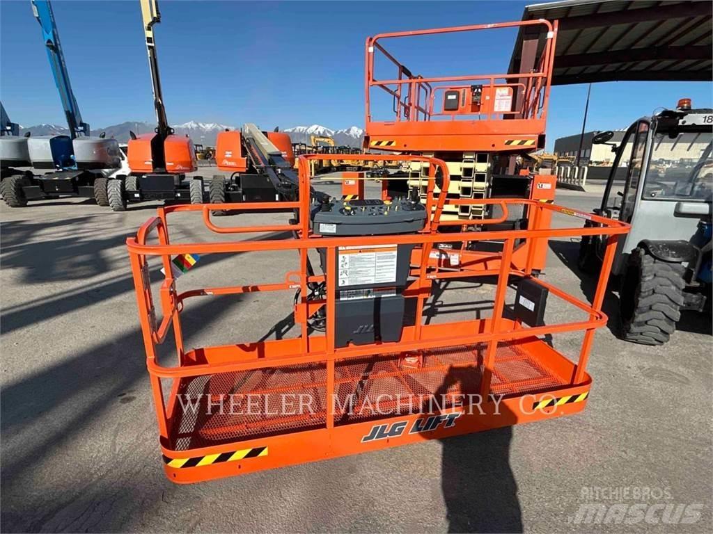 JLG 660SJ Bomlifte med knækarm