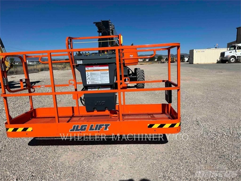 JLG 660SJ Bomlifte med knækarm