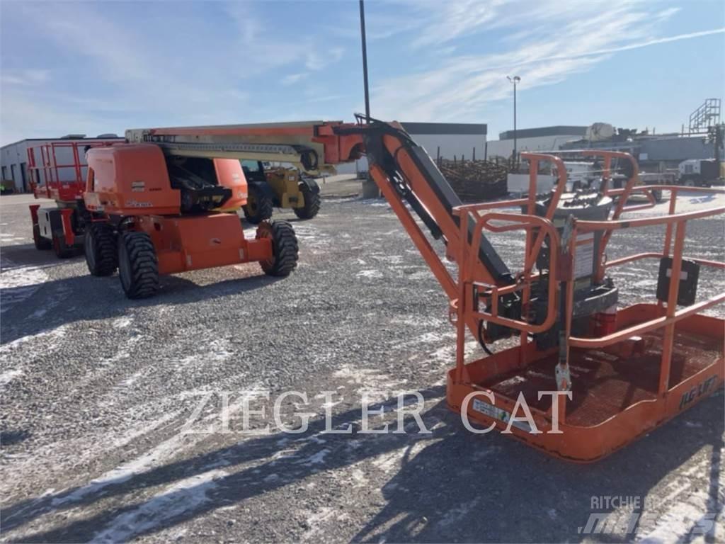 JLG 660SJ Bomlifte med knækarm