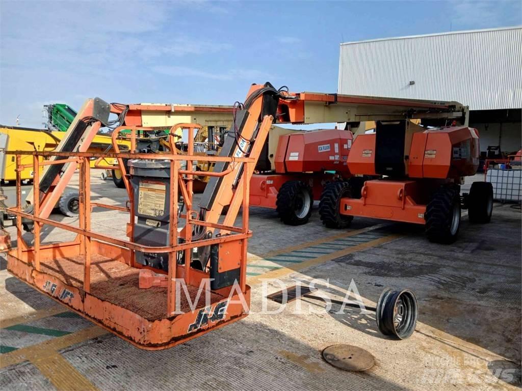 JLG 800 AJ Bomlifte med knækarm