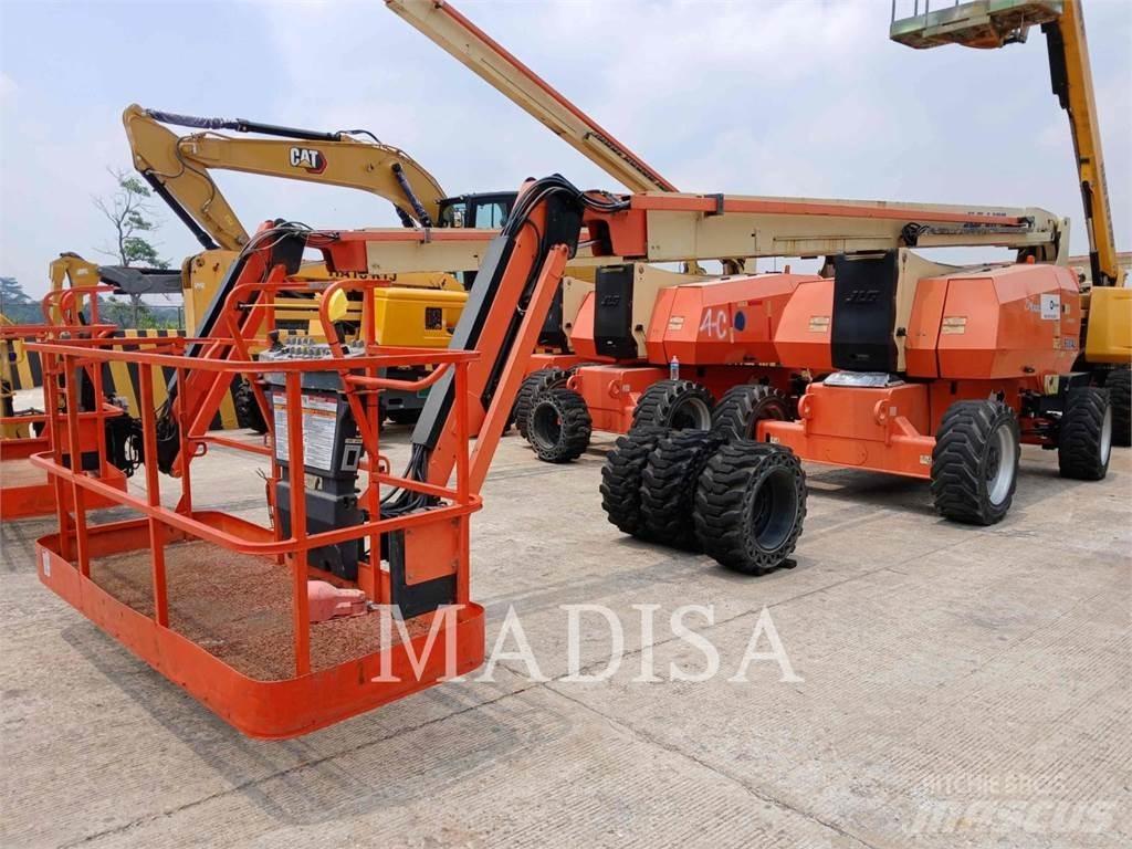 JLG 800 AJ Bomlifte med knækarm