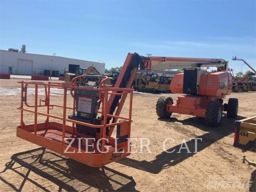 JLG 800AJ Bomlifte med knækarm