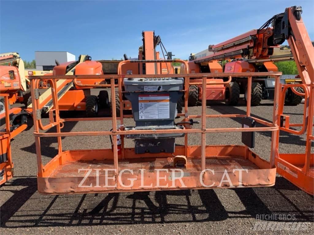 JLG 800AJ Bomlifte med knækarm