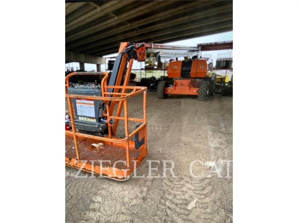 JLG 860SJ Bomlifte med knækarm