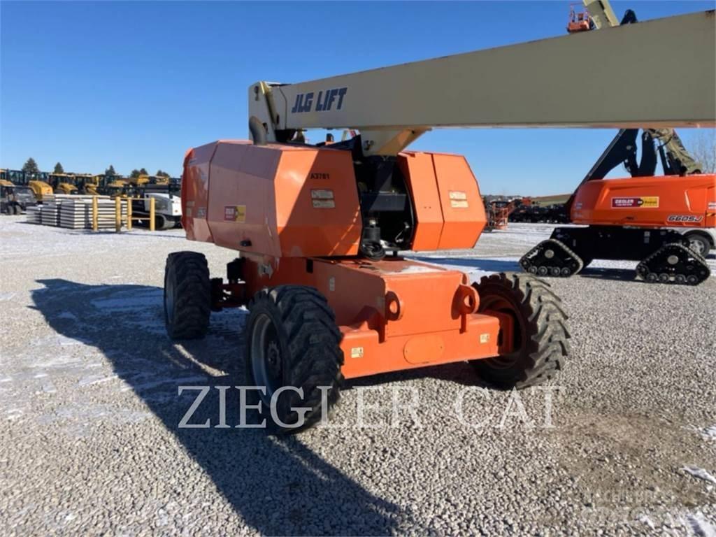 JLG 860SJ Bomlifte med knækarm