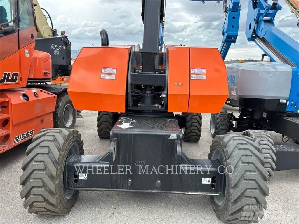 JLG 860SJ SP Bomlifte med knækarm