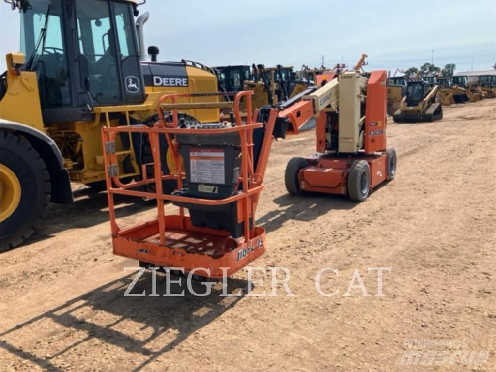 JLG E300AJP Bomlifte med knækarm