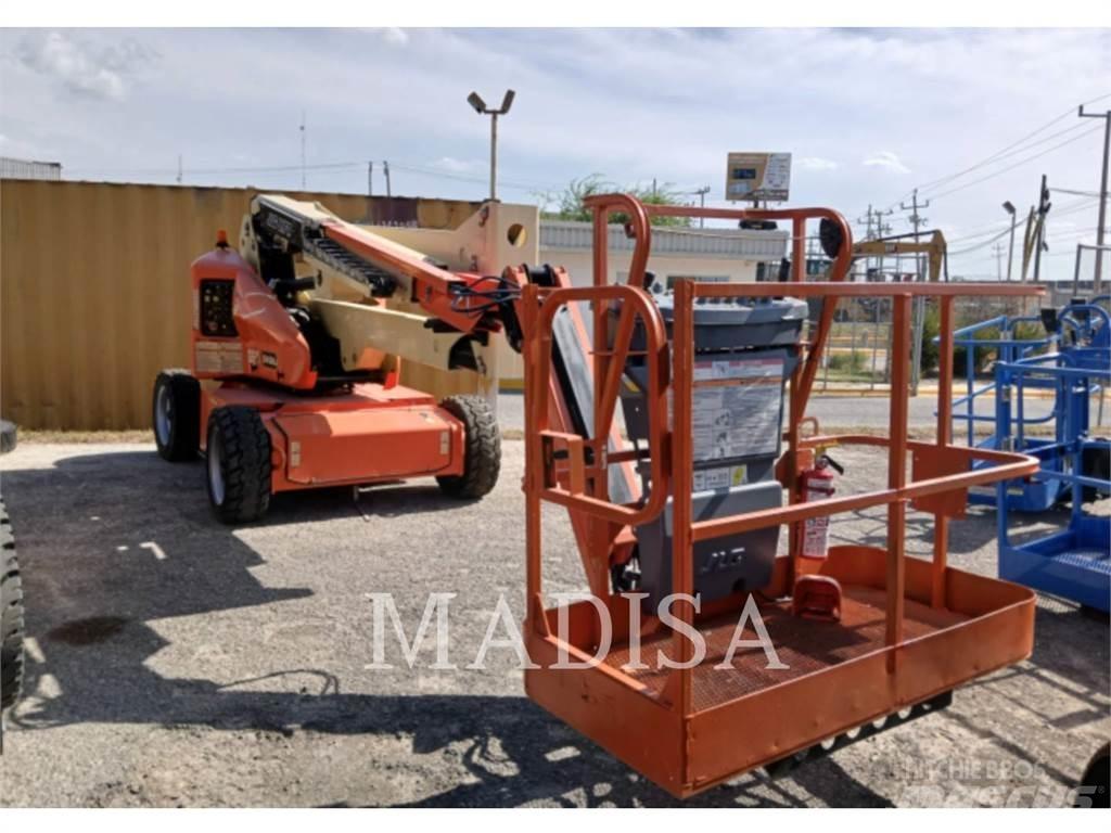 JLG E450AJ Bomlifte med knækarm