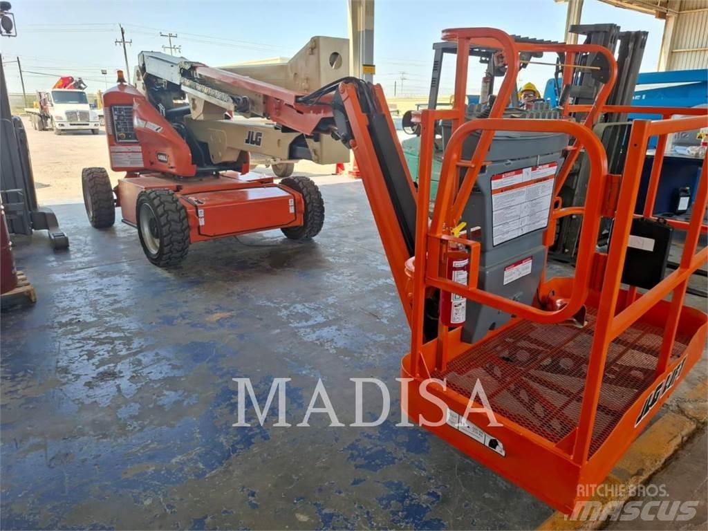 JLG E450AJ Bomlifte med knækarm