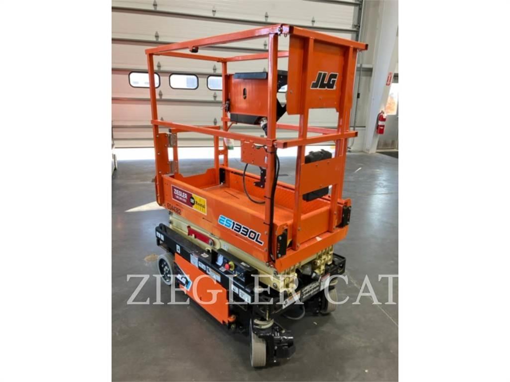 JLG ES1330L Saxlifte