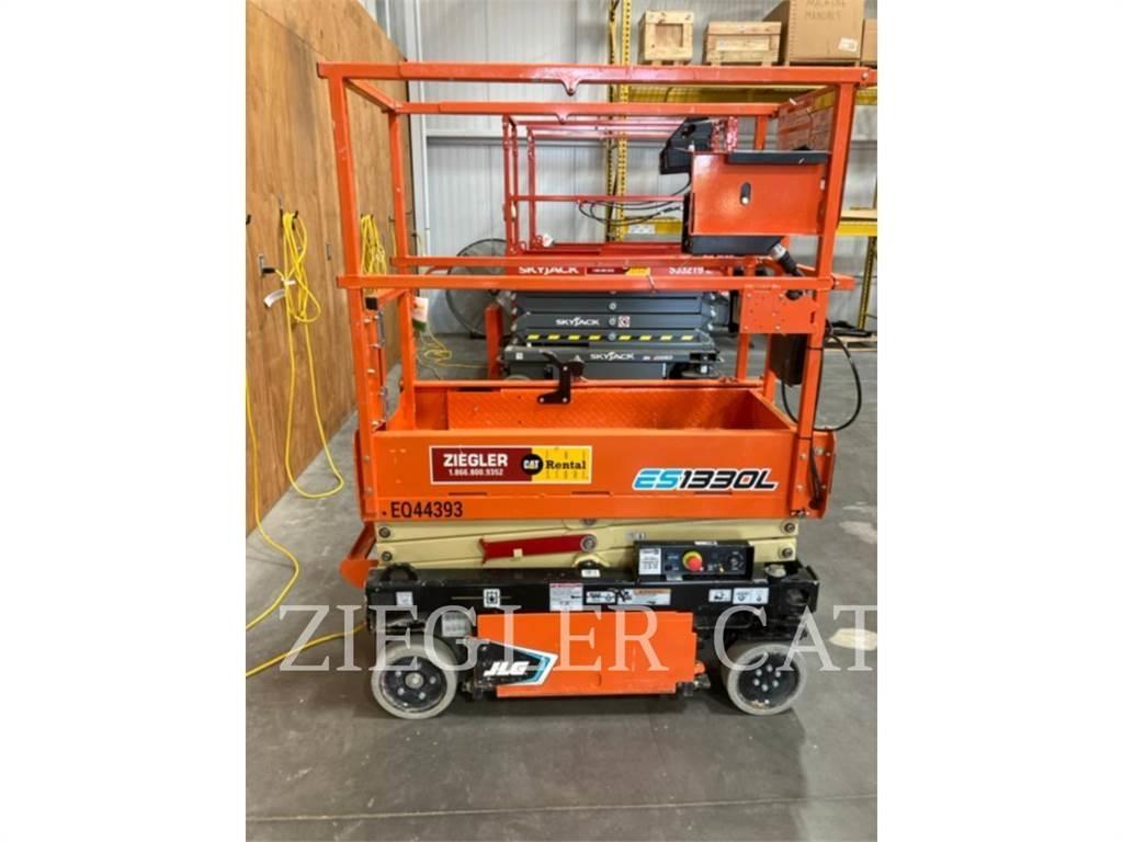 JLG ES1330L Saxlifte