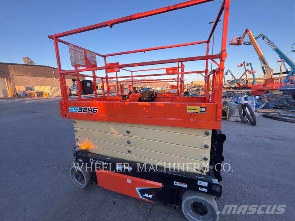 JLG ES3246 Saxlifte