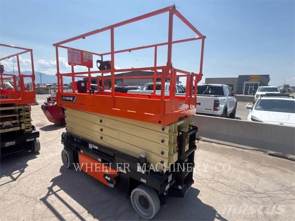 JLG ES4046 Saxlifte