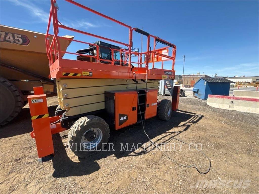 JLG RT4394 Saxlifte