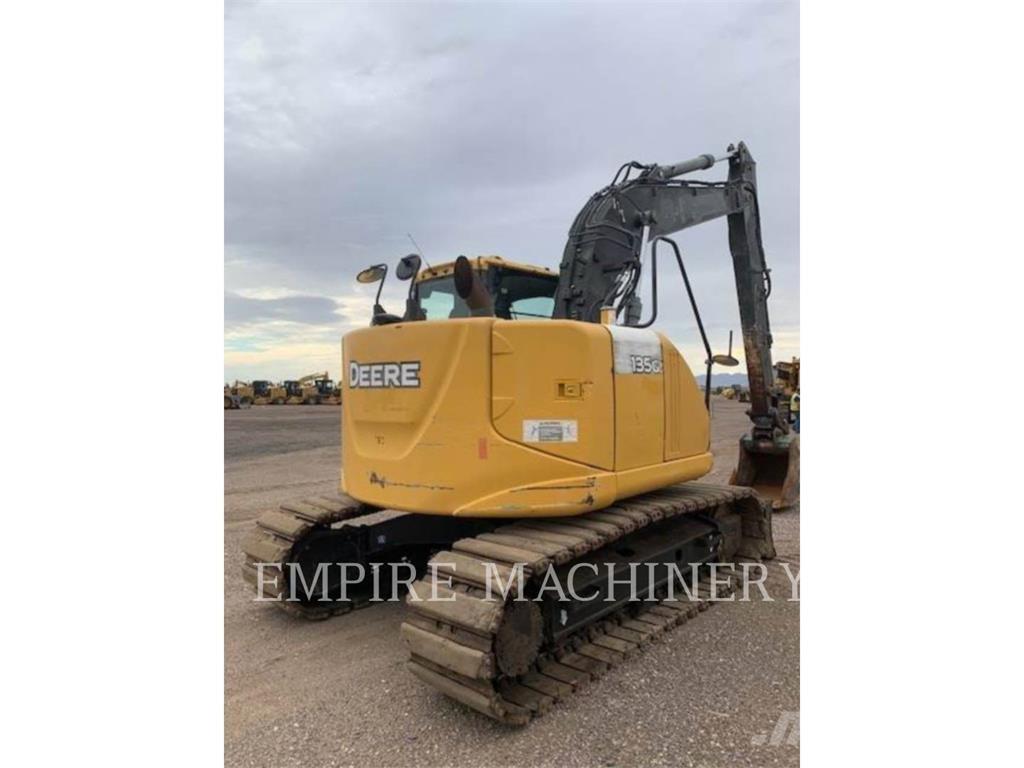 John Deere 135G Gravemaskiner på larvebånd