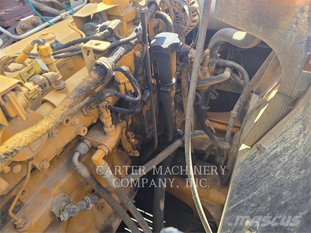 John Deere 210G Gravemaskiner på larvebånd