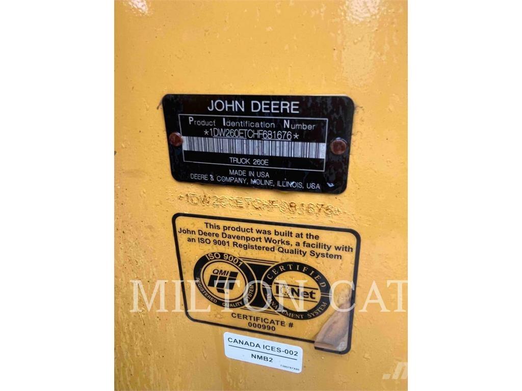 John Deere 260E Terrængående lastbiler
